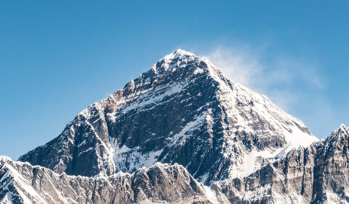 There is Something Seriously Wrong With The Current Generation of Everest Climbers