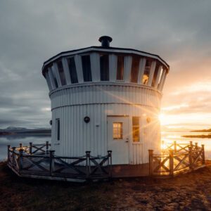 Lighthouse Cabin on Chase the Northern Lights
